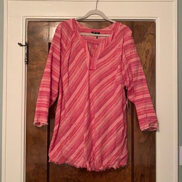 Tunic - Picture 1 of 5